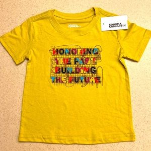 HONORING THE PAST BUILDING THE FUTURE Black History UNISEX Short Sleeve T-Shirt